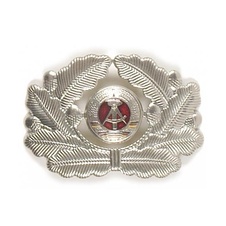 Odznak NVA čepicový důstojník poz.sil stříbrný