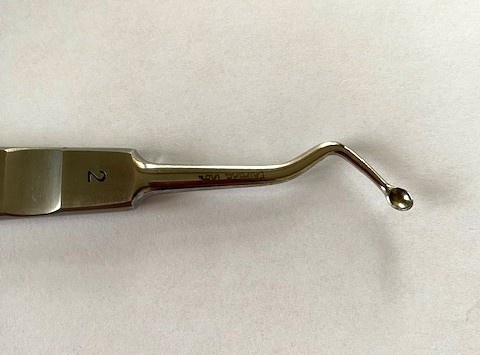 Lžička ostrá oválná vel. 2 zahnutá