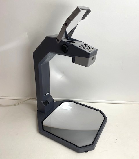 Projektor GEHA touring LW