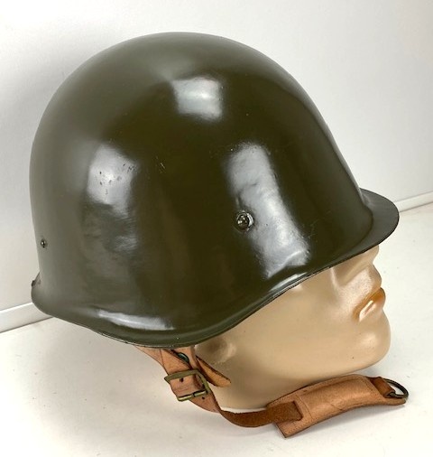 Přilba plechová maďarská