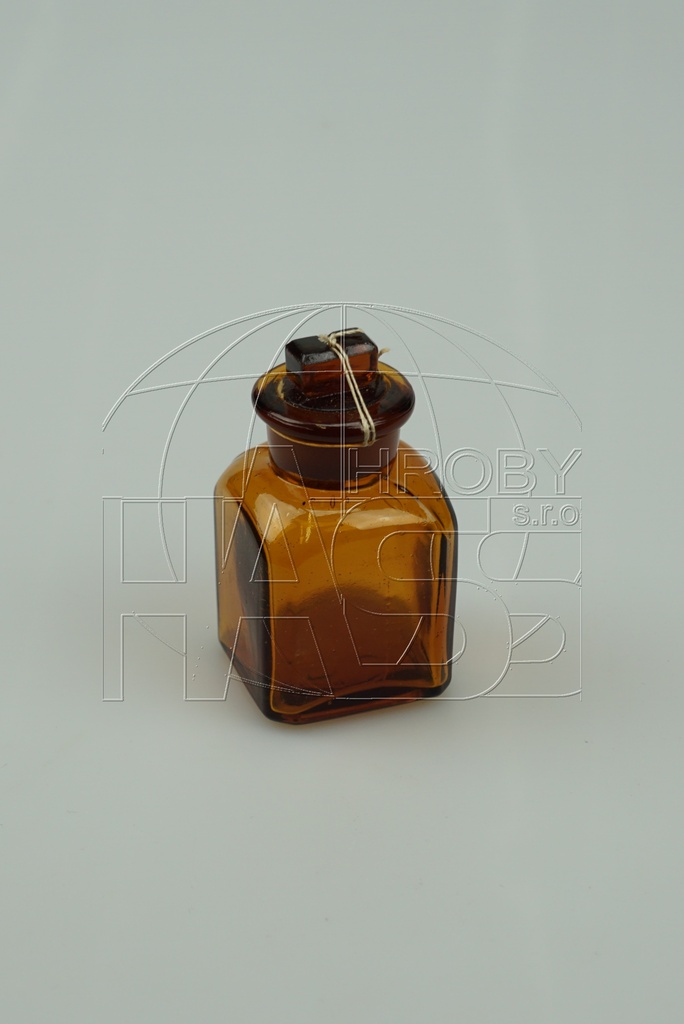 Sklenice hnědá 30 ml zabroušená