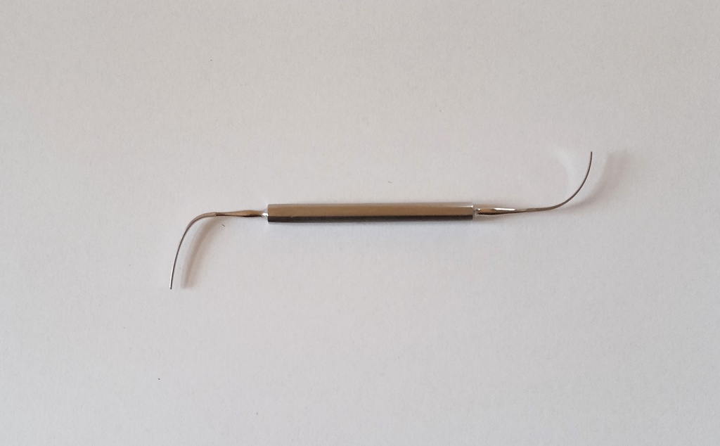 Škrabka na duhovku oboustranná