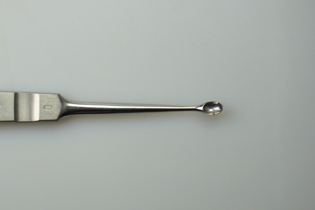 Lžička ostrá oválná vel. 0