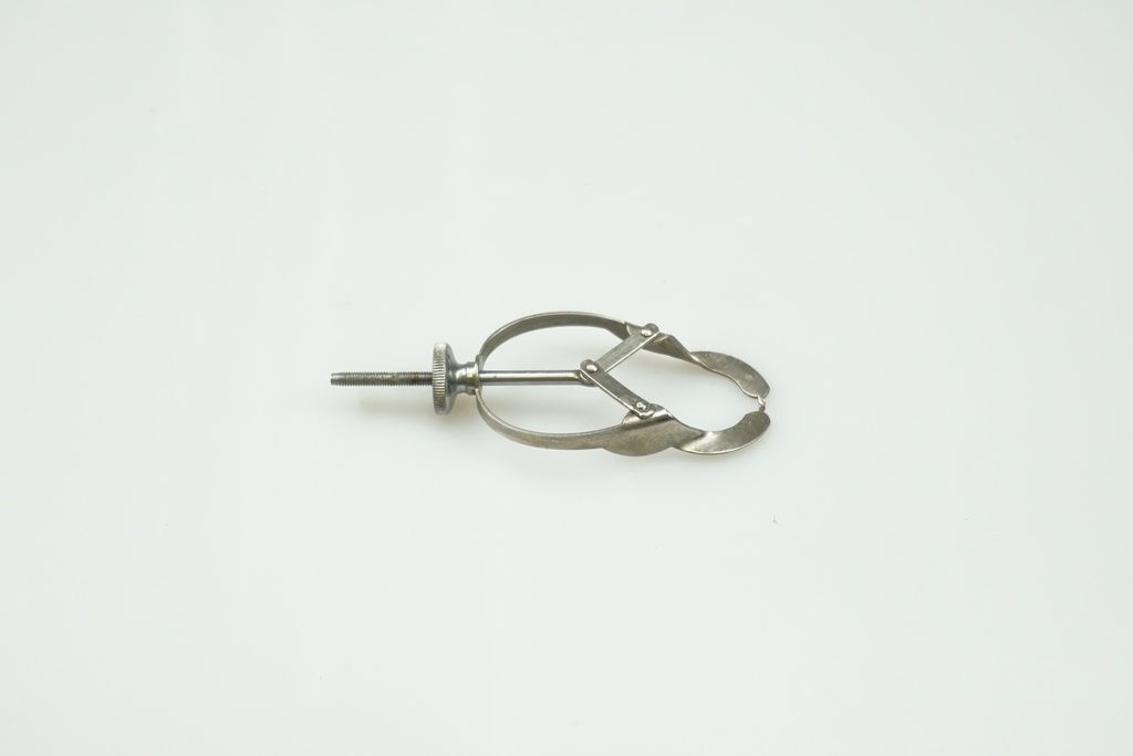 Napínač matic IVORY