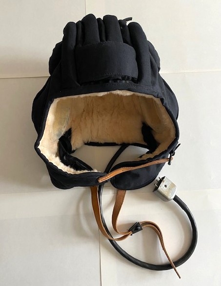 Kukla tankistická zimní úplná 