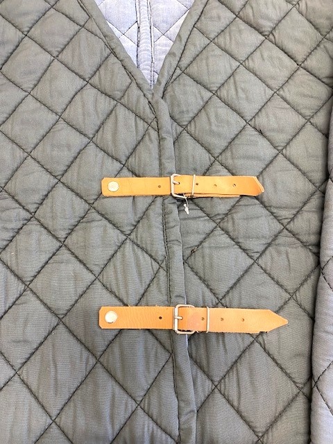 Vesta široká pro výcvik služebních psů