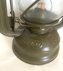 Lampa petrolejová MEVA zelená