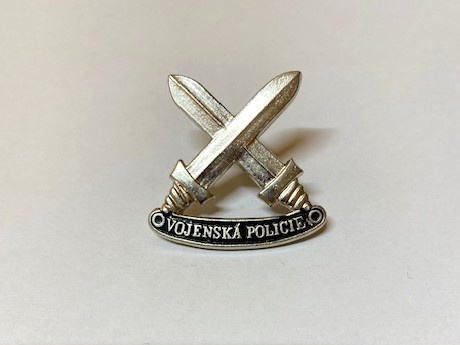 Odznak rozlišovací Vojenská policie stříbrný