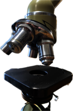 Mikroskop biologický sovětský MBD-1