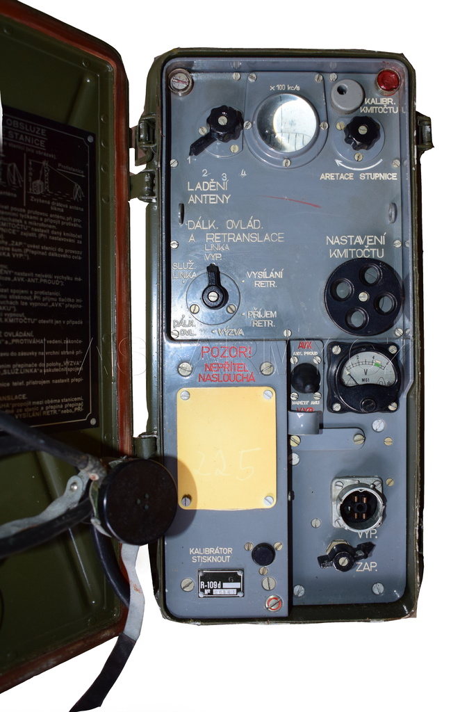 Rádiová stanice R109d